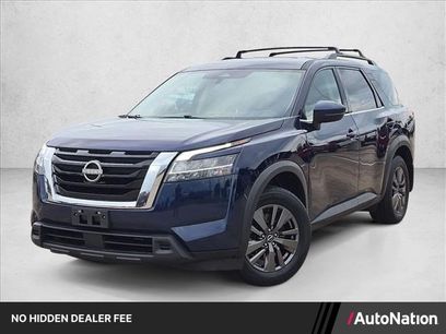 Used 2022 Nissan Pathfinder SV w/ SV Premium Package