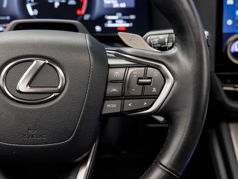 Used 2025 Lexus GX 550 w/ Cold Area Package AWD/4WD image 43