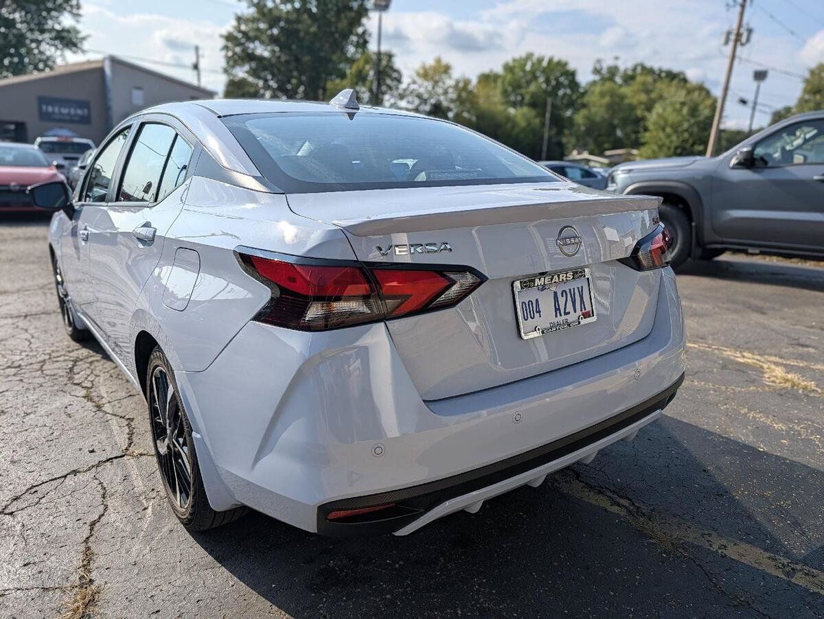 Used 2024 Nissan Versa SR w/ Trunk Package FWD image 8