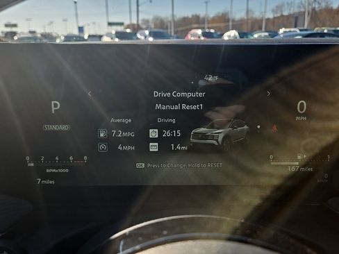 New 2026 Nissan Kicks SR image 12