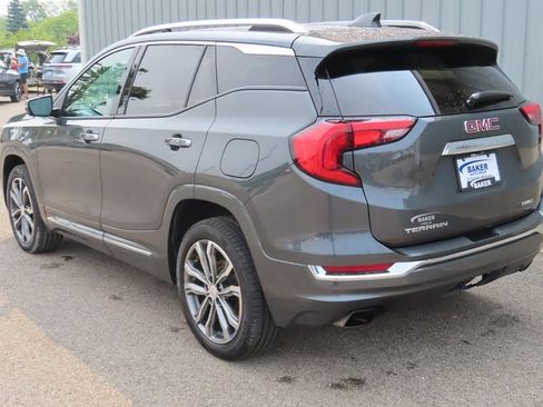 Used 2019 GMC Terrain Denali w/ Advanced Safety Package image 9