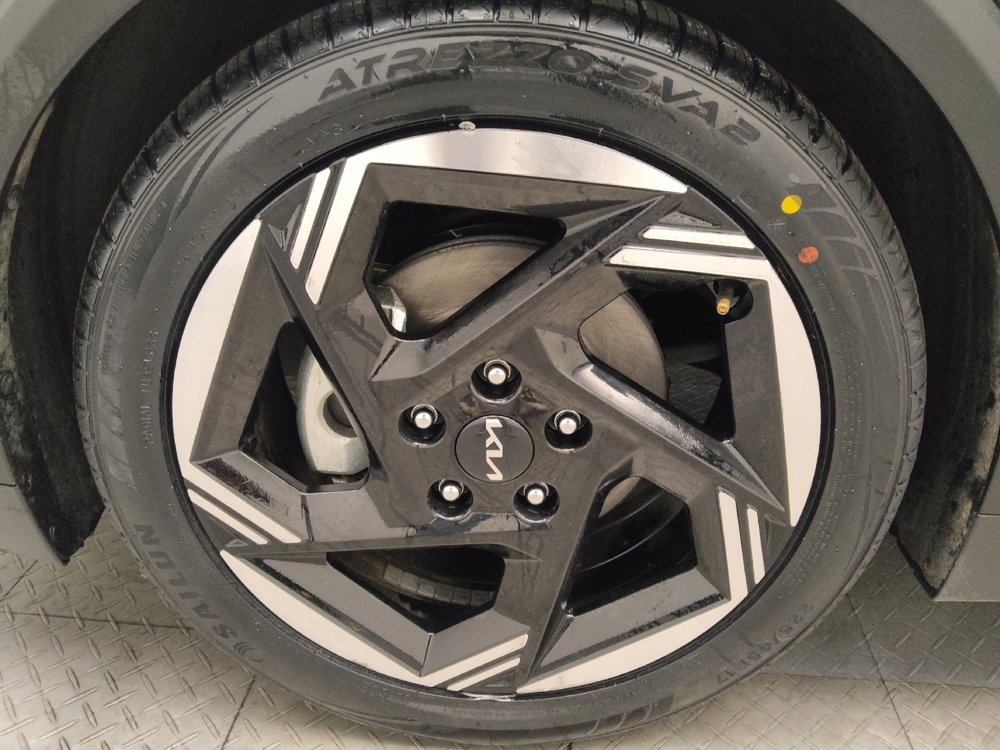 Used 2025 Kia K4 EX FWD image 31