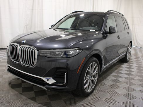 Used 2022 BMW X7 xDrive40i w/ Premium Package AWD/4WD image 46