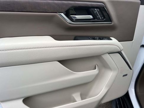 New 2026 GMC Yukon Denali image 14