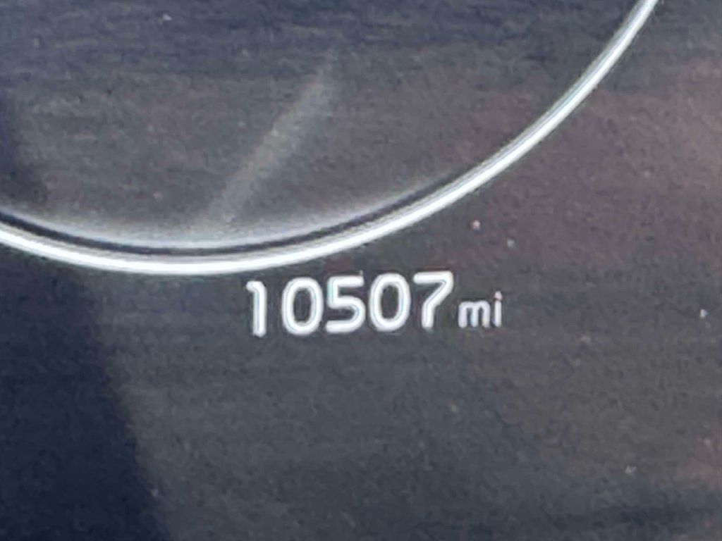 Certified 2025 Kia Niro Wave w/ Wave Preserve Package FWD image 28