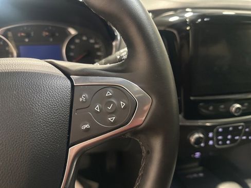 Used 2023 Chevrolet Traverse RS image 21