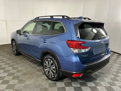 Used 2023 Subaru Forester Limited AWD/4WD image 9