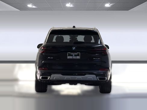 Used 2026 BMW X5 sDrive40i RWD image 9