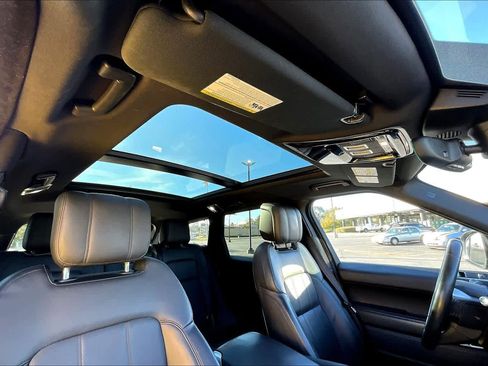 Used 2019 Land Rover Range Rover Sport HSE AWD/4WD image 14
