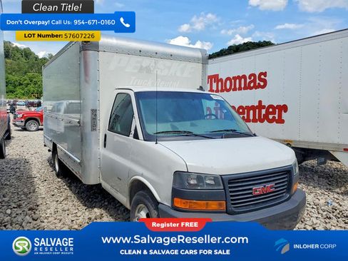 Used 2022 GMC Savana 3500 Extended w/ Power Convenience Package RWD image 5