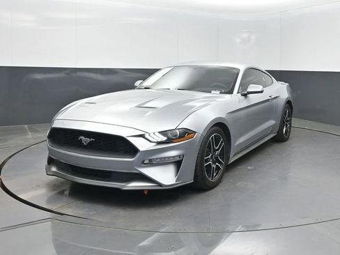 Used 2020 Ford Mustang Premium image 1