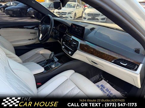 Used 2017 BMW 540i xDrive AWD/4WD image 21