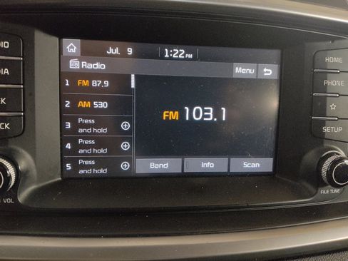 Used 2020 Kia Sorento S FWD image 25