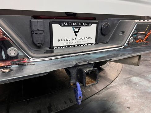 Used 2020 Chevrolet Silverado 3500 LTZ w/ Technology Package image 28