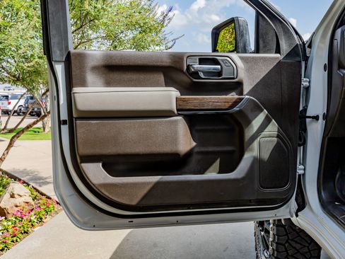 Used 2024 GMC Sierra 3500 SLE w/ SLE Convenience Package AWD/4WD image 31