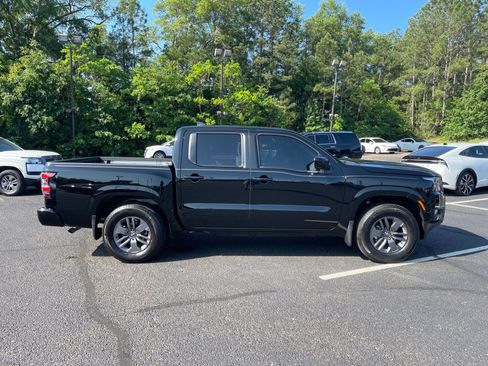Used 2025 Nissan Frontier SV w/ SV Convenience Package RWD image 21