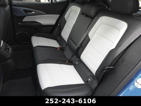 Used 2024 Chevrolet Equinox EV LT w/ Active Safety Package 3 image 35