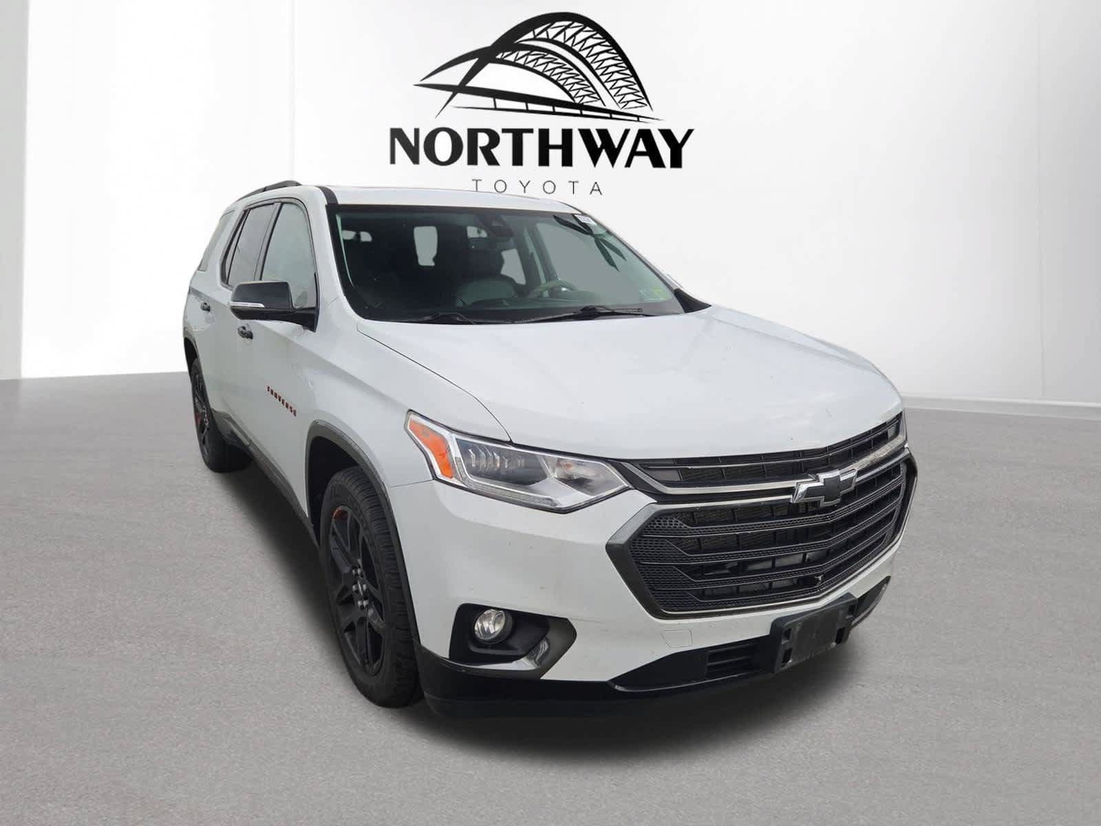 Used 2020 Chevrolet Traverse Premier w/ Redline Edition AWD/4WD image 1
