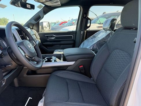 New 2026 RAM 1500 Big Horn AWD/4WD image 14