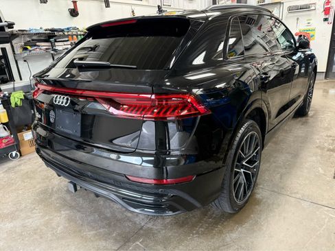 Used 2023 Audi Q8 Prestige AWD/4WD image 5