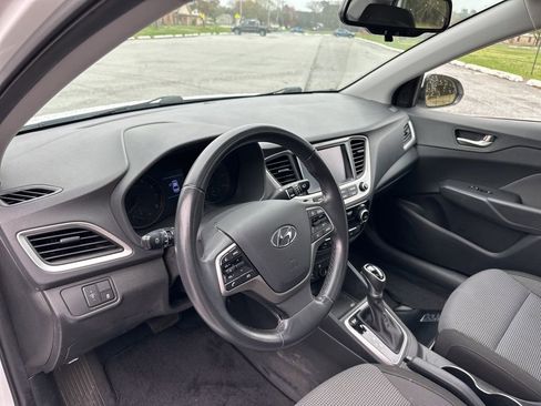 Used 2021 Hyundai Accent Limited w/ Cargo Package image 9