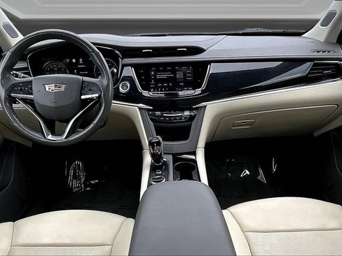 Certified 2024 Cadillac XT6 Premium Luxury w/ Technology Package AWD/4WD image 7