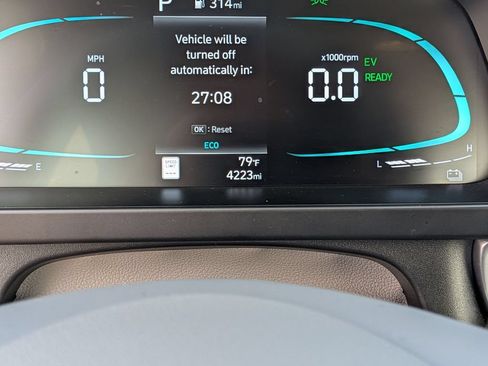 Certified 2026 Hyundai Elantra Hybrid FWD image 20