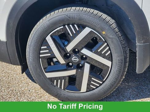 New 2026 Nissan Kicks SV image 6