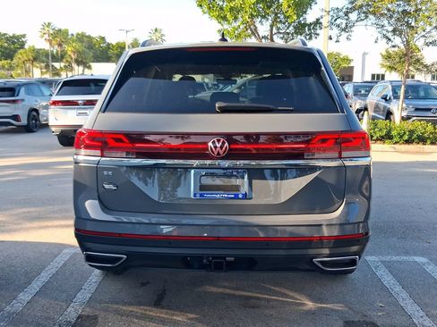New 2026 Volkswagen Atlas SE FWD image 4