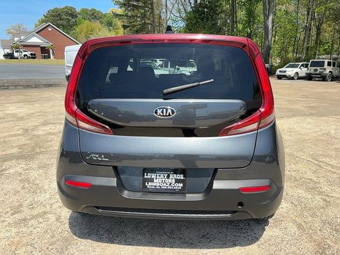 Used 2021 Kia Soul LX FWD image 7