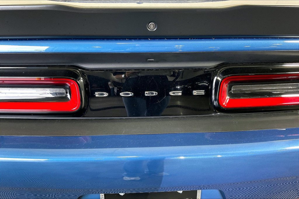 Used 2023 Dodge Challenger R/T RWD image 39