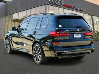 Used 2022 BMW X7 M50i w/ Dynamic Handling Package AWD/4WD video 2