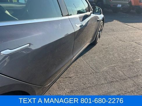Used 2020 Tesla Model 3 Standard Range RWD image 7