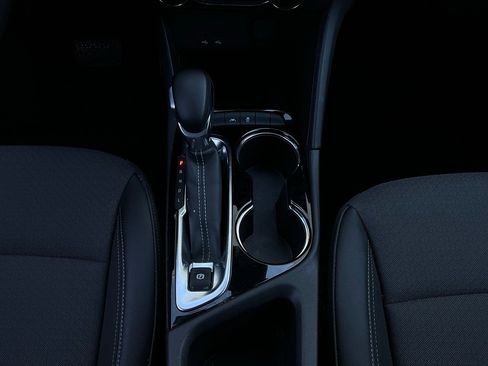 Used 2025 Buick Encore GX Preferred image 13