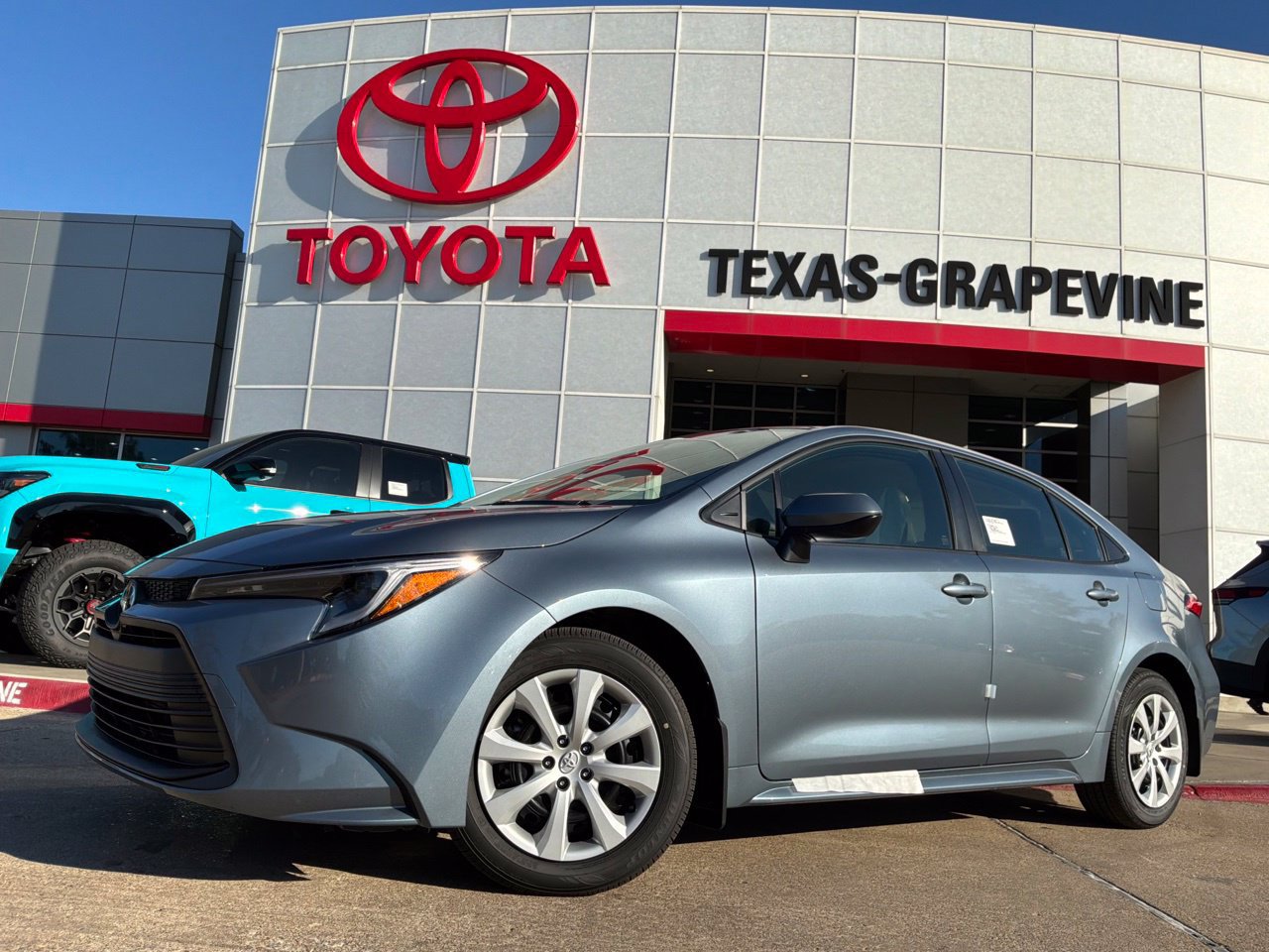 New 2027 Toyota Corolla LE FWD image 2