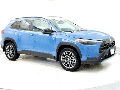 New 2026 Toyota Corolla Cross XLE image 7