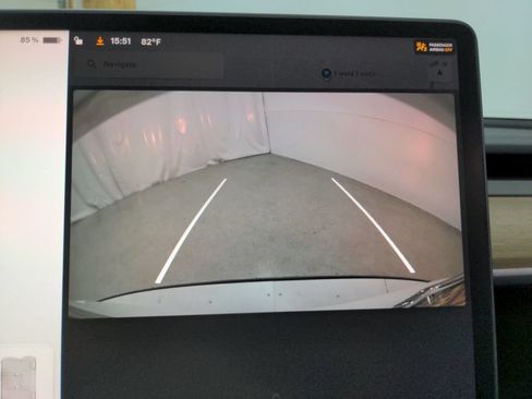 Used 2022 Tesla Model Y Long Range AWD/4WD image 23