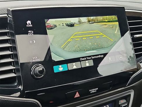 Used 2023 Honda Passport TrailSport image 16