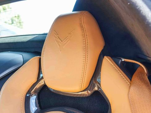 Used 2024 Chevrolet Corvette Stingray Premium Conv w/ Z51 Performance Package image 38