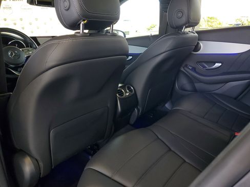 Used 2022 Mercedes-Benz GLC 300 image 10