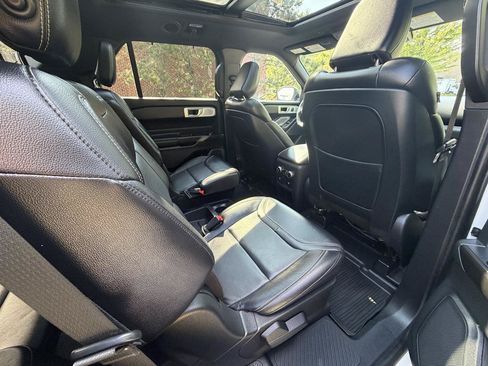 Used 2020 Ford Explorer ST w/ ST Street Pack AWD/4WD image 16