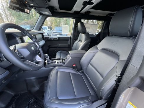 New 2025 Ford Bronco Big Bend image 13