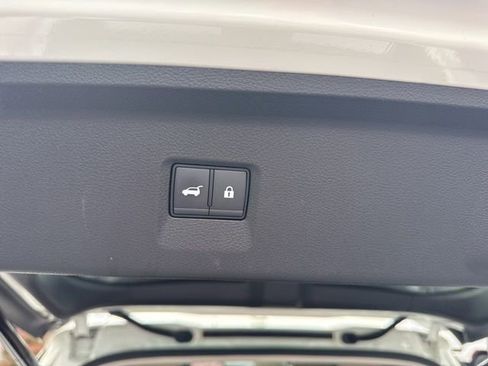 Used 2023 INFINITI QX60 Luxe w/ Vision Package AWD/4WD image 16