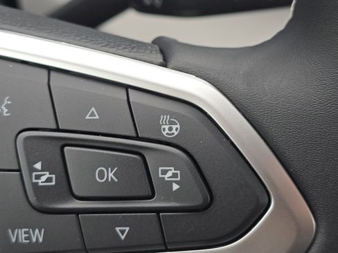 New 2026 Volkswagen Taos SE AWD/4WD image 23