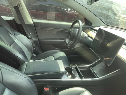 Used 2019 Tesla Model 3 Long Range AWD/4WD image 7