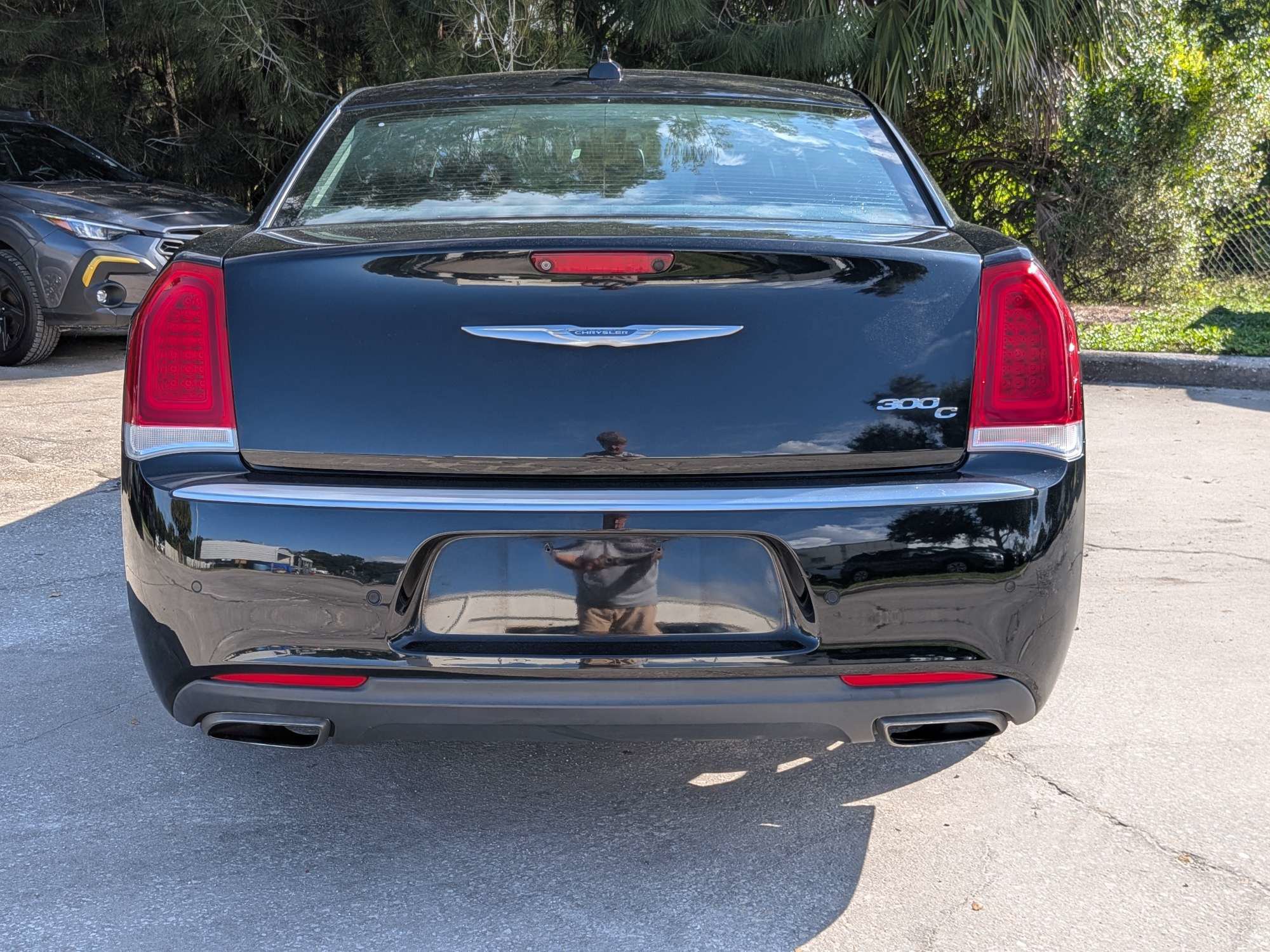 Used 2018 Chrysler 300 C w/ Safetytec Plus Group RWD image 4