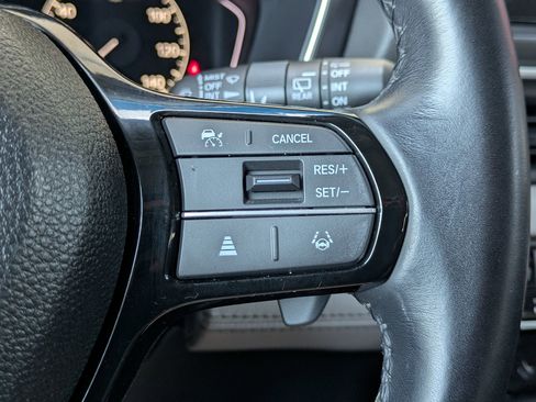 Used 2024 Honda Pilot EX-L image 14