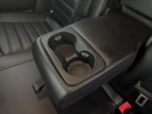 Used 2024 Ford Edge SEL image 15