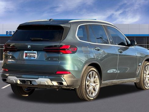 Used 2026 BMW X5 xDrive50e image 4