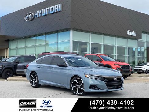 Used 2022 Honda Accord Sport image 1